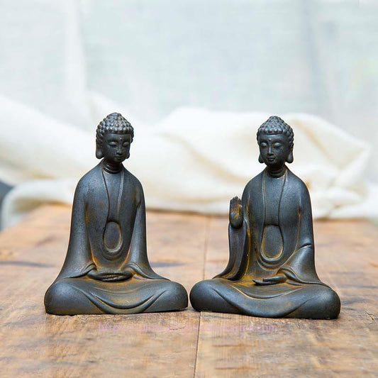 Spirituelle, handgefertigte Meditations-Statue von Sakyamuni Buddha aus Eisenpulver-Rostguss-Harz