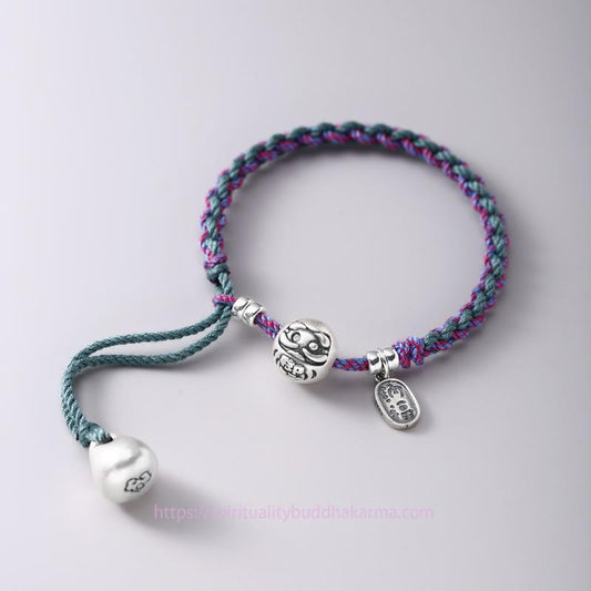 Antikes tibetisch-buddhistisches Armband mit roter Schnur, handgefertigt aus 999er Sterlingsilber, Bodhidharma-Symbol für Glück und Wohlstand (Fu-Figur).