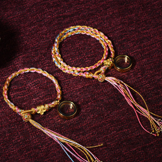 Altes tibetisches buddhistisches Armband mit roter Schnur, handgefertigt, farbenfroh, einfach oder doppelt gewickelt