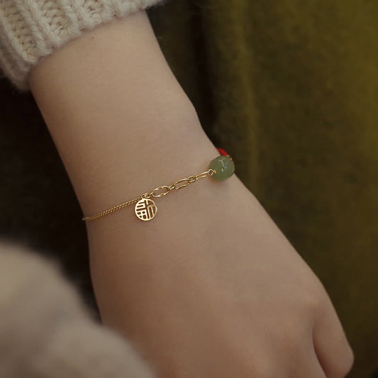 Bracelet en jade avec perles et chaîne porte-bonheur