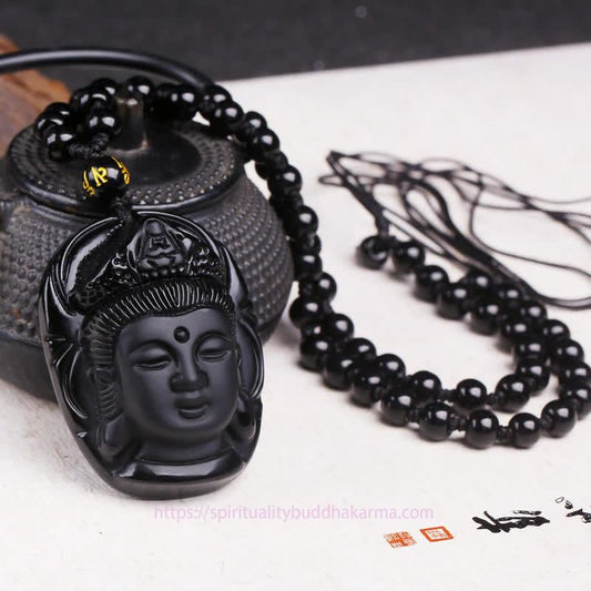 Spirituelle Halskette mit Anhänger aus schwarzem Obsidian, Kwan Yin Avalokitesvara (Kraftsymbol).