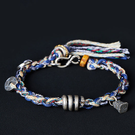 Antikes tibetisch-buddhistisches Armband mit rotem Faden, handgefertigt aus 925er Sterlingsilber mit Münz- und Waage-Anhänger – ein Segensarmband