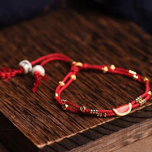 Tibetischer Knoten – Schutz, handgefertigtes Zinnoberknödel-Design, Glücksbringer, geflochtenes rotes Seilarmband