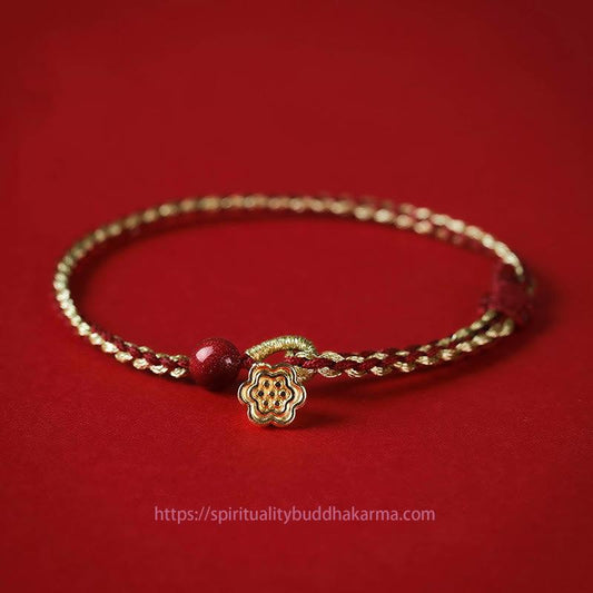 Altes tibetisch-buddhistisches Armband mit roter Schnur, handgefertigt aus 925er Sterlingsilber, Lotus-Zinnober-Goldperlen, Segensgeflecht.
