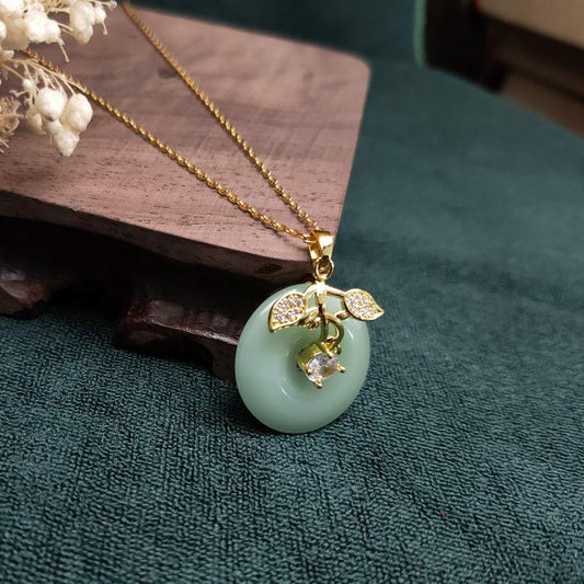 Jade Round Jade Leaf Blessing Fortune Necklace Chain Pendant