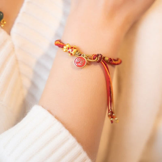 Altes tibetisch-buddhistisches Armband mit roter Schnur, chinesischem Tierkreiszeichen und Koi-Fischmotiv, Schutz vor Wiedergeburt, geflochtener Knoten