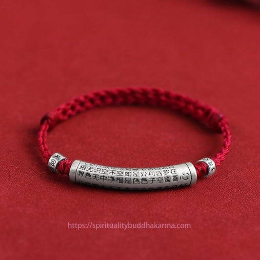 Tibetischer Knoten – Schutzarmband aus 999er Sterlingsilber mit Om Mani Padme Hum Herz-Sutra-Motiv und Glücksseil