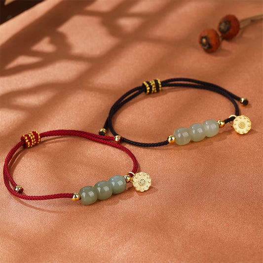 Handgefertigtes geflochtenes Armband aus Hetian-Jadeperlen mit Lotusblütenmotiv – Symbol für Wohlstand und Glück 