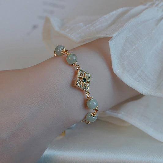 Jade-Armband mit quadratischem Muster aus natürlichen Hetian-Jadeperlen 