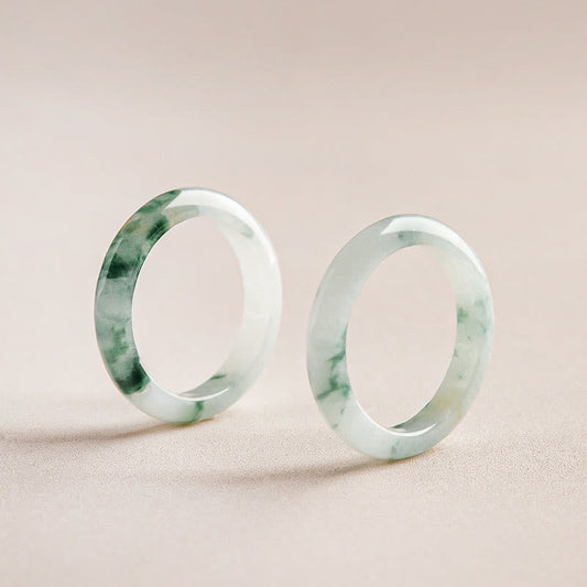 Bague en jade vert naturel porte-bonheur et abondance