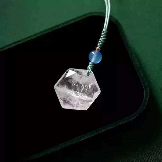Handy-Anhänger aus schwarzem Obsidian, Opal und Bergkristall: Elegante Designs mit kraftvoller energetischer Wirkung