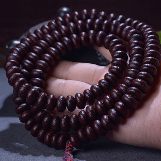 Bracelet de spiritualité, de bouddhisme et de karma, naturel du Tibet, composé de 108 perles mala violettes et symbolisant la richesse et les graines de Bodhi.