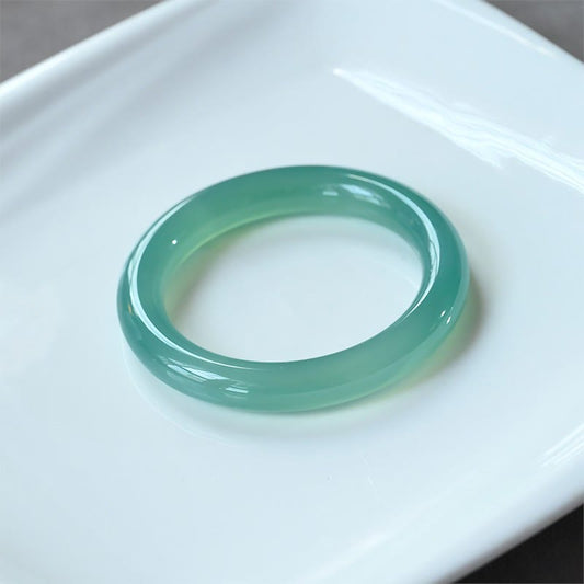Bracelet jonc en calcédoine verte naturelle de jade, symbole de force 