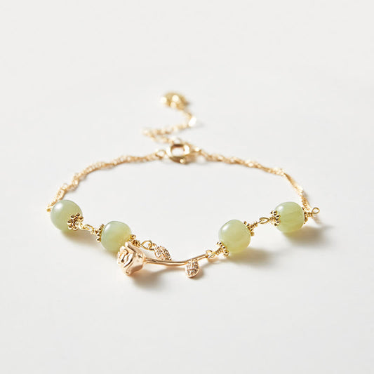 Jade-Armband, 14 Karat vergoldet, aus Hetian-Jade, mit goldener Rosenblüte und Glückskette 