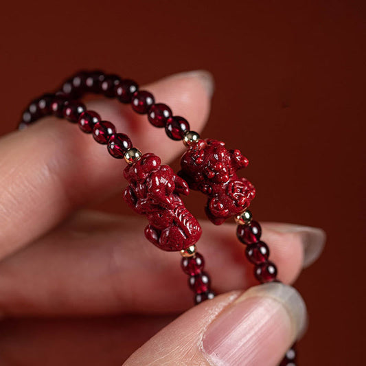 Bracelet PiXiu traditionnel tibétain bouddhiste à fil rouge, en grenat et cinabre, symbole de paix et de bénédiction 