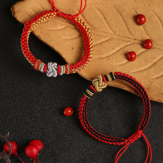 Antikes tibetisch-buddhistisches Armband aus rotem Seil – ein farbenfrohes Symbol für wahre Liebe und Glück – handgefertigt 