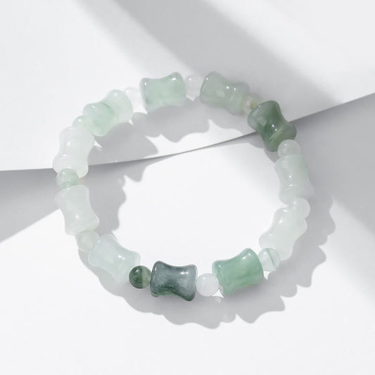 Jade-Armband mit Kokosnussschalen- und Bambusmuster – ein Symbol für Fülle und Glück